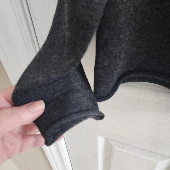Nicole Miller Knit 100% Extra Fine Merino Wool Sweater Dark Grey size XL - Picture 7 of 10